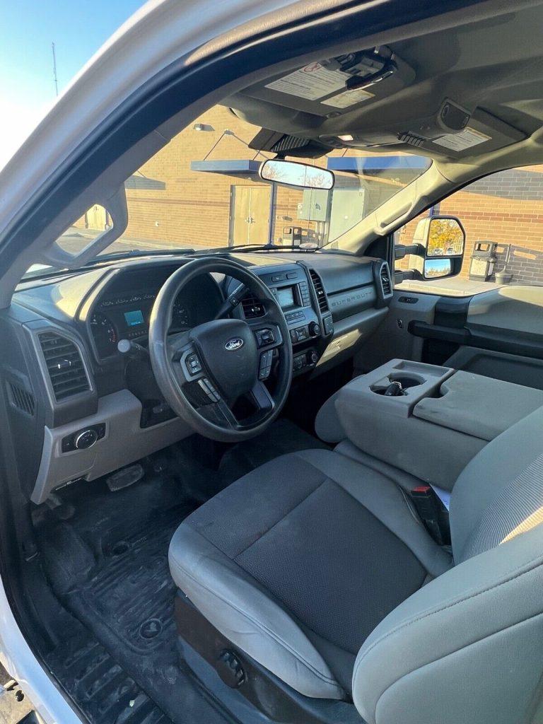 2020 Ford F-250 Super Duty offroad [meticulously maintained]
