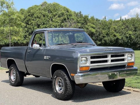 1988 Dodge Ram W100 offroad [rare shortbed] for sale