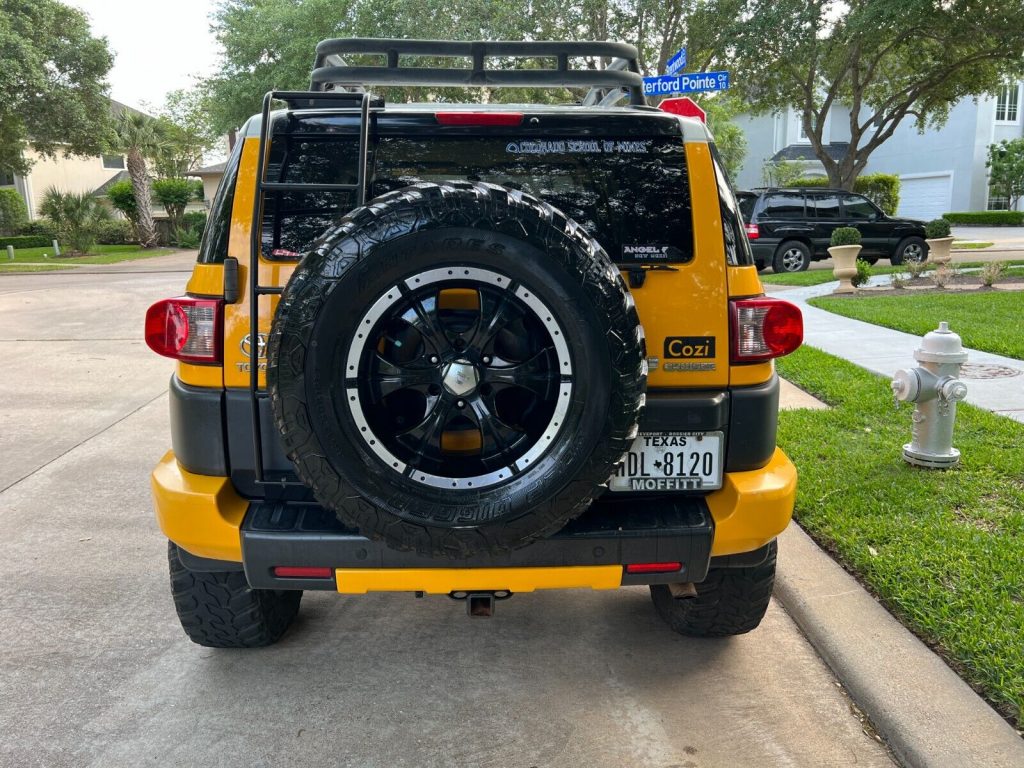 2007 Toyota FJ Cruiser offroad [well maintained]