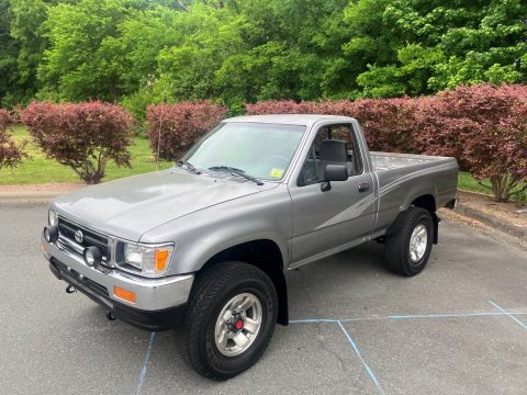 1993 Toyota Pickup 1/2 ton offroad [super cool truck] for sale