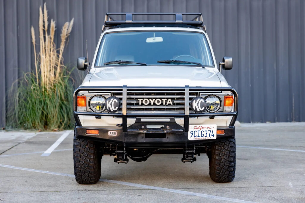 1986 Toyota Land Cruiser FJ60 offroad [well maintained]