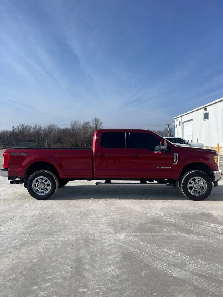 2017 Ford F-250 Super Duty offroad [no issues]