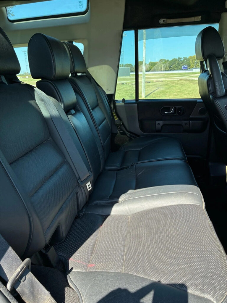 2004 Land Rover Discovery SE