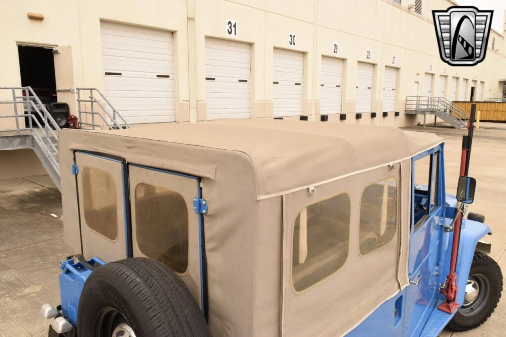 Blue 1974 Toyota FJ40 I6 4-Speed Manual