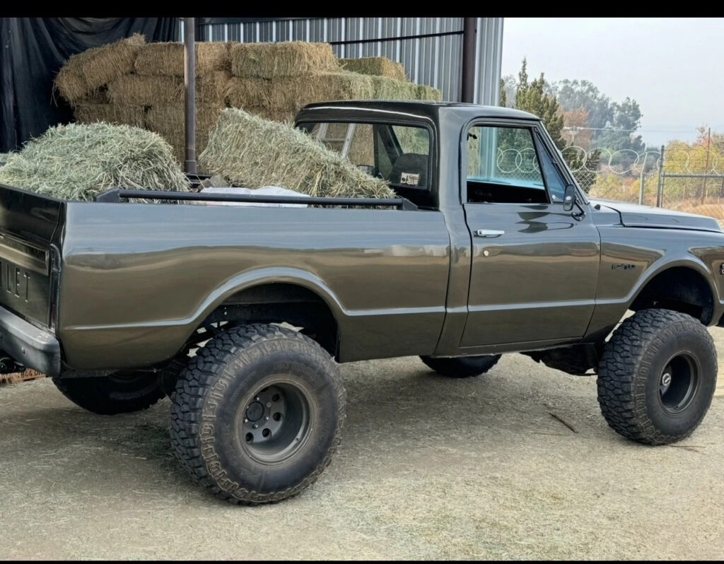 1971 Chevy k10 4×4 Short Bed