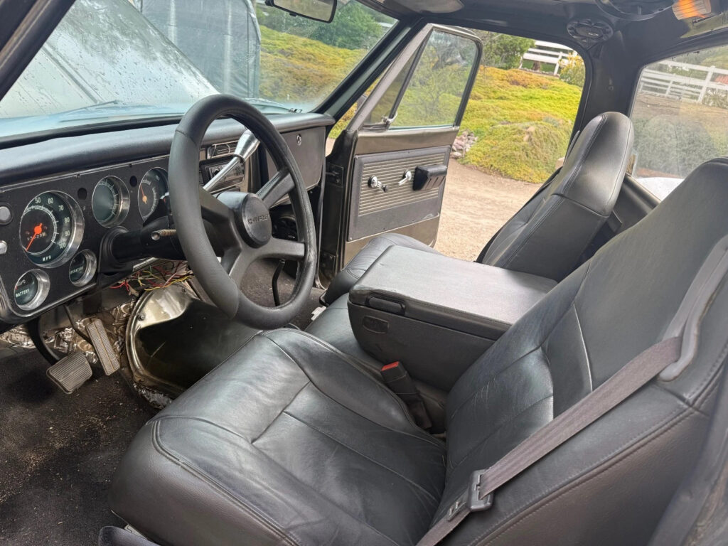 1971 Chevy k10 4×4 Short Bed