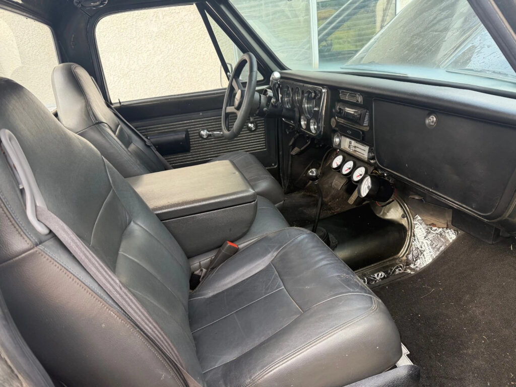 1971 Chevy k10 4×4 Short Bed