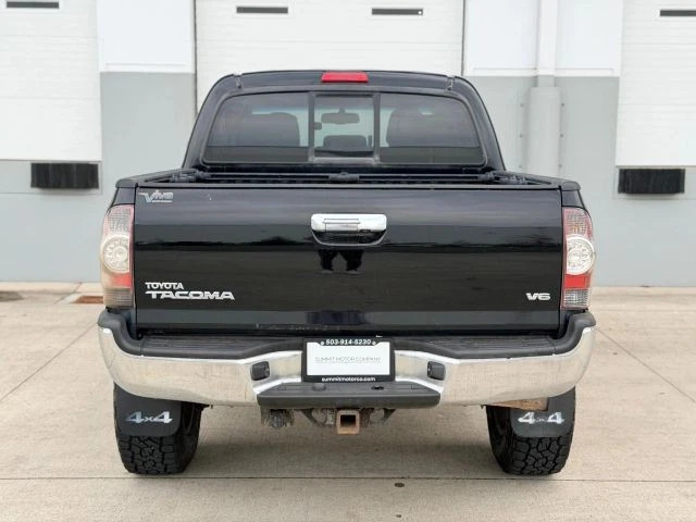2011 Toyota Tacoma Double Cab TRD Off-Road – 6 Speed Manual & Lifted
