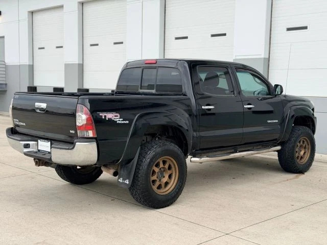 2011 Toyota Tacoma Double Cab TRD Off-Road – 6 Speed Manual & Lifted
