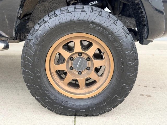 2011 Toyota Tacoma Double Cab TRD Off-Road – 6 Speed Manual & Lifted