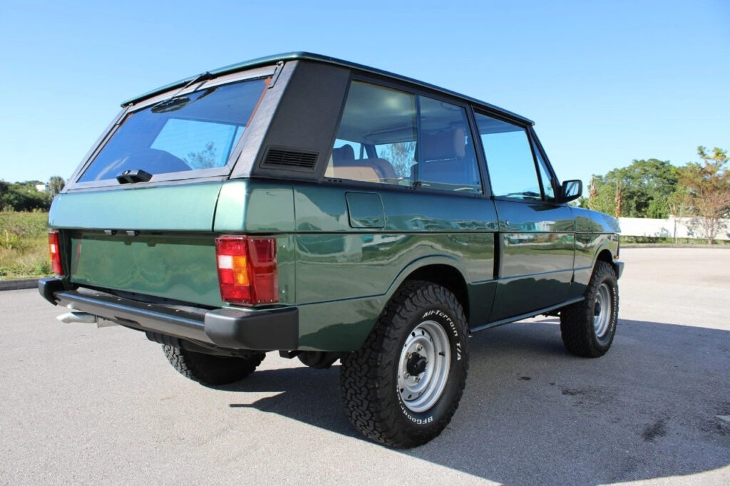Green 1986 Land Rover Range Other 2.4 Liter 4 Cylinder 5 Speed Manual